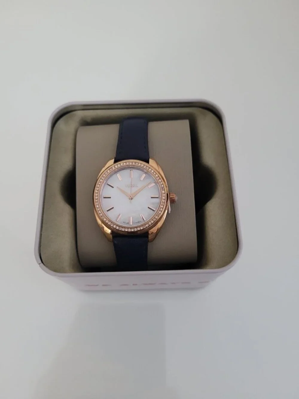 Fossil Vale Solar BQ3775 Women's Watch – Blue Leather Strap – 34mm